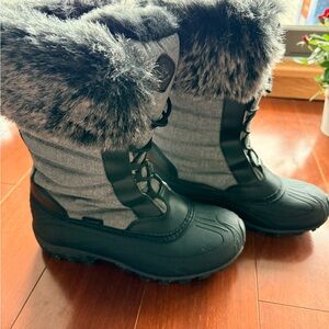 Winter Boots with Thinsulate insulation
